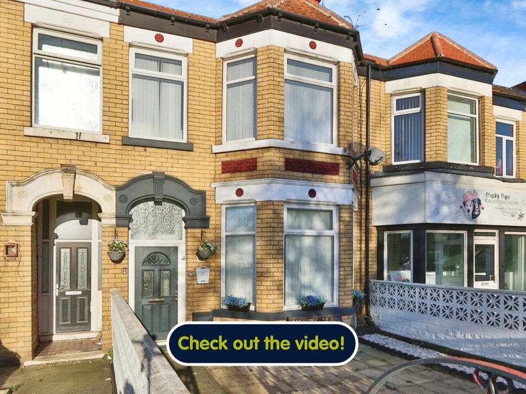 4 bed terraced house for sale in Holderness Road, Hull HU8, £210,000