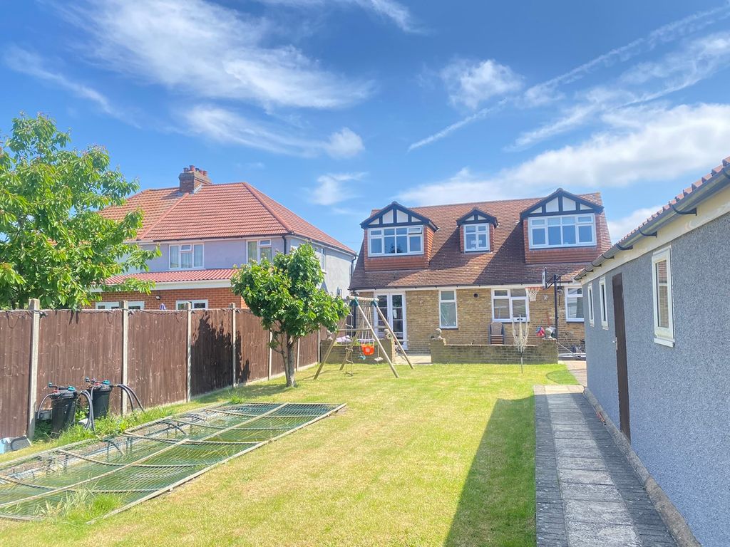 3 bed detached house for sale in Vicarage Road, SunburyOnThames TW16