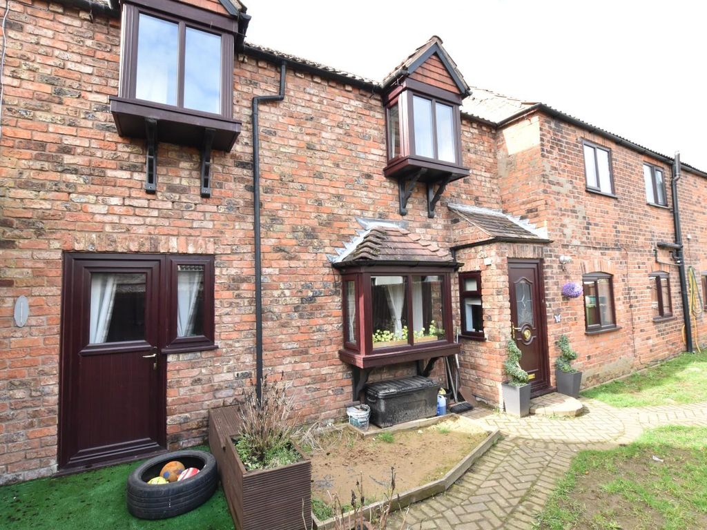 4 bed detached house for sale in West Street, West Butterwick