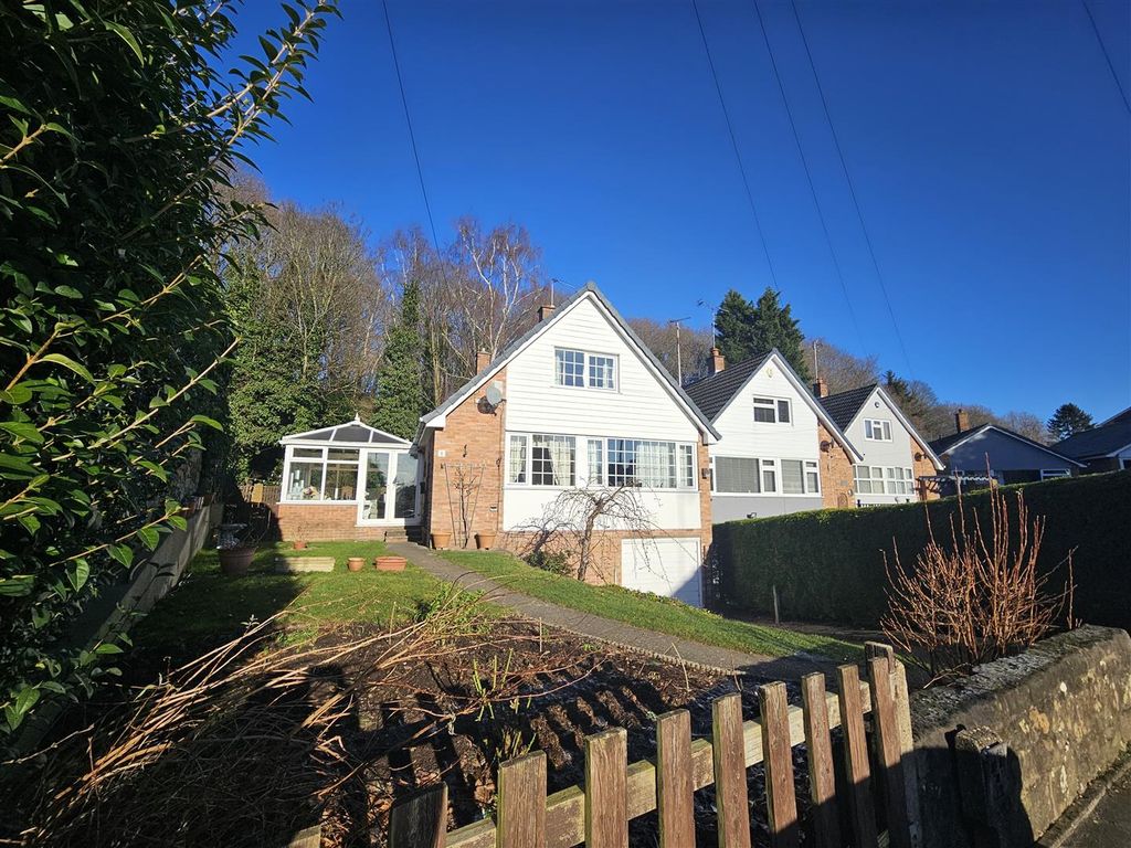 3 bed property for sale in Burwood Avenue, Mansfield NG18, £259,995