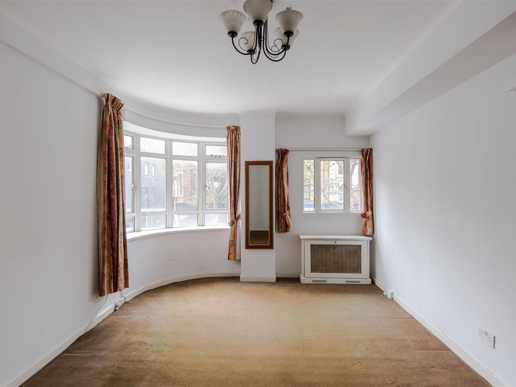 1 bed flat for sale in University Street, Bloomsbury, London WC1E, £