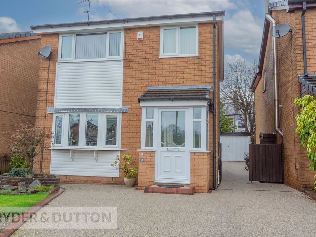 3 bed detached house for sale in Moorcroft, Ramsbottom, Bury BL0, £