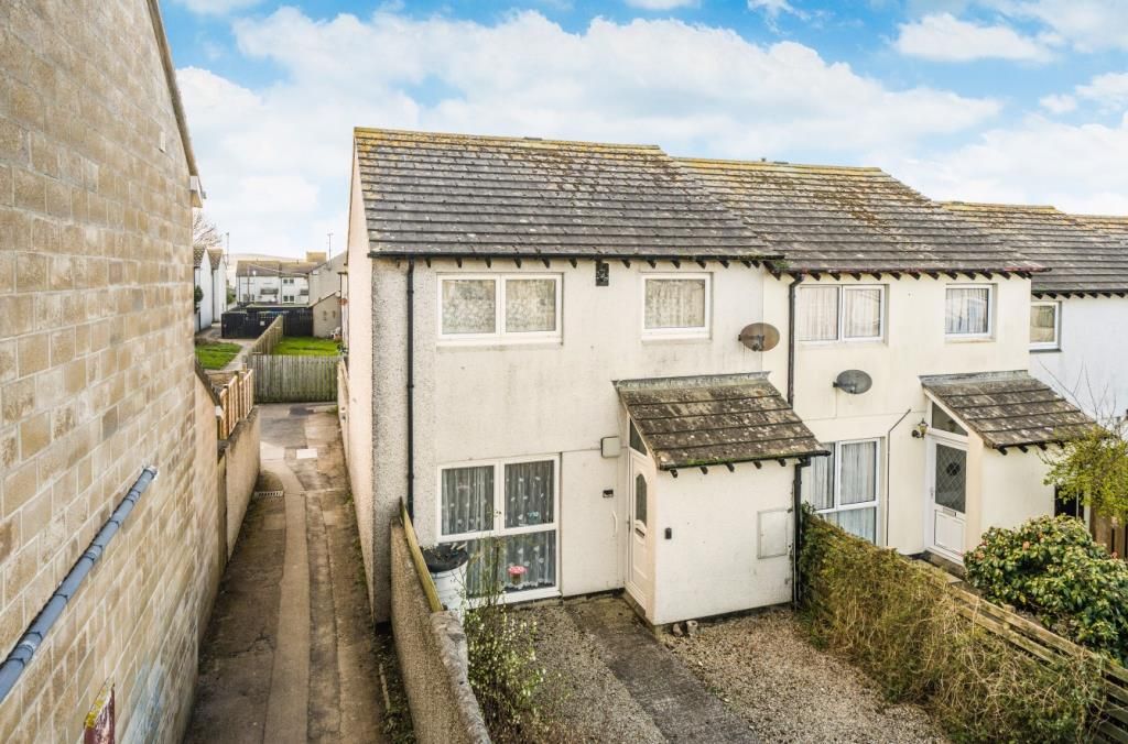 3 bed end terrace house for sale in Harveys Way, Hayle, Cornwall TR27