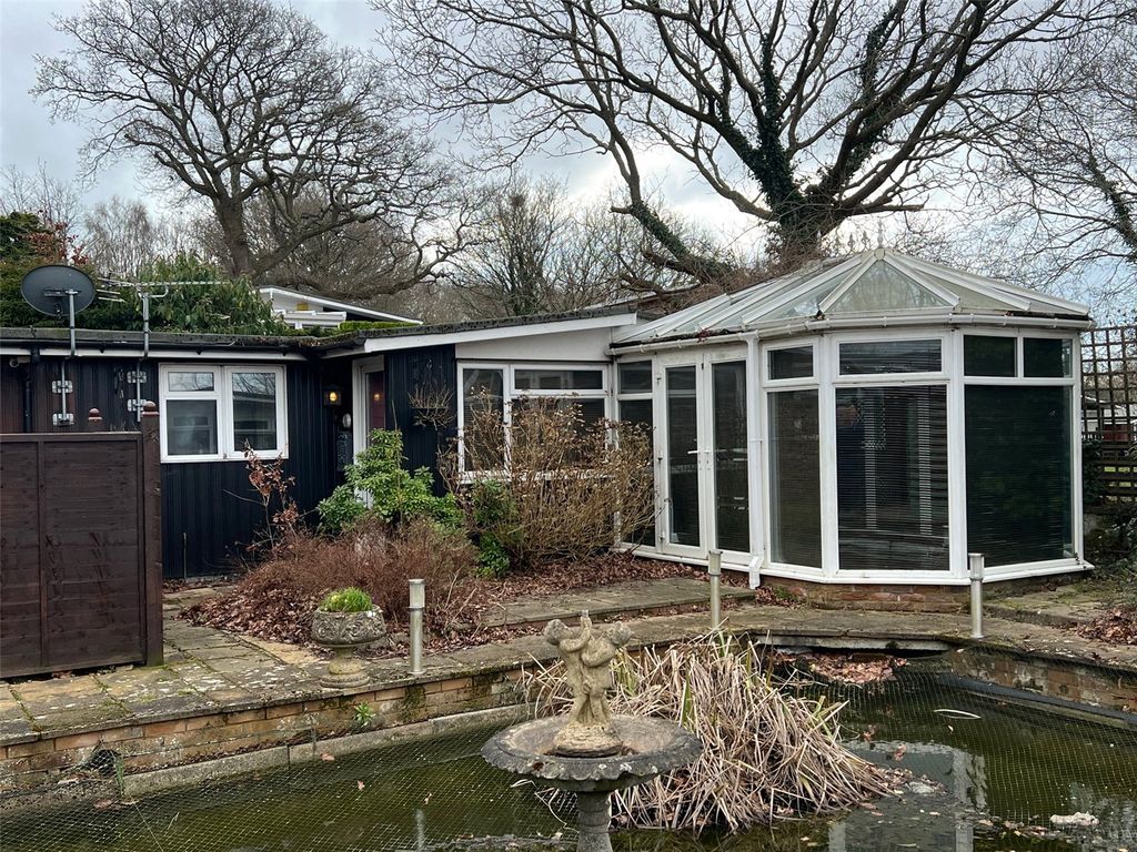 1 bed bungalow for sale in Battle Road, St. LeonardsOnSea, East