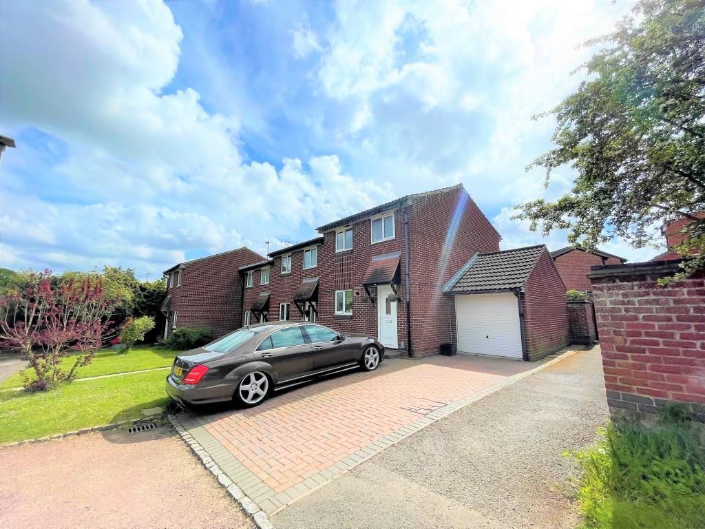 3 bed end terrace house to rent in Woosehill, Wokingham RG41 Zoopla