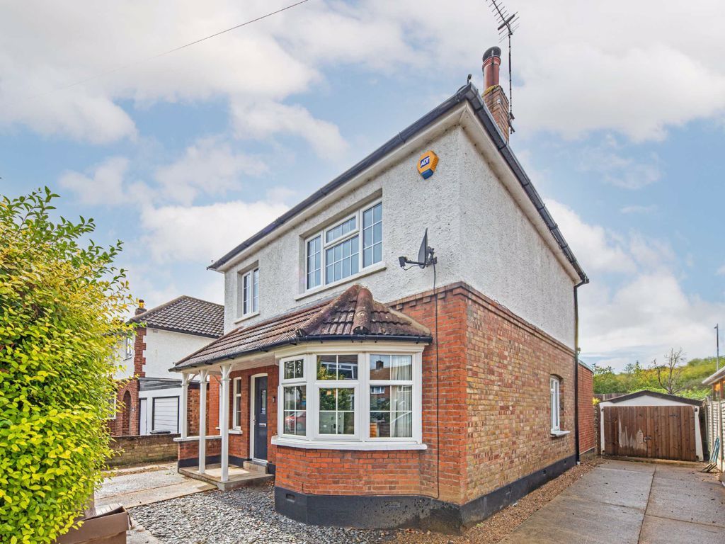 The Clumps Ashford TW15  