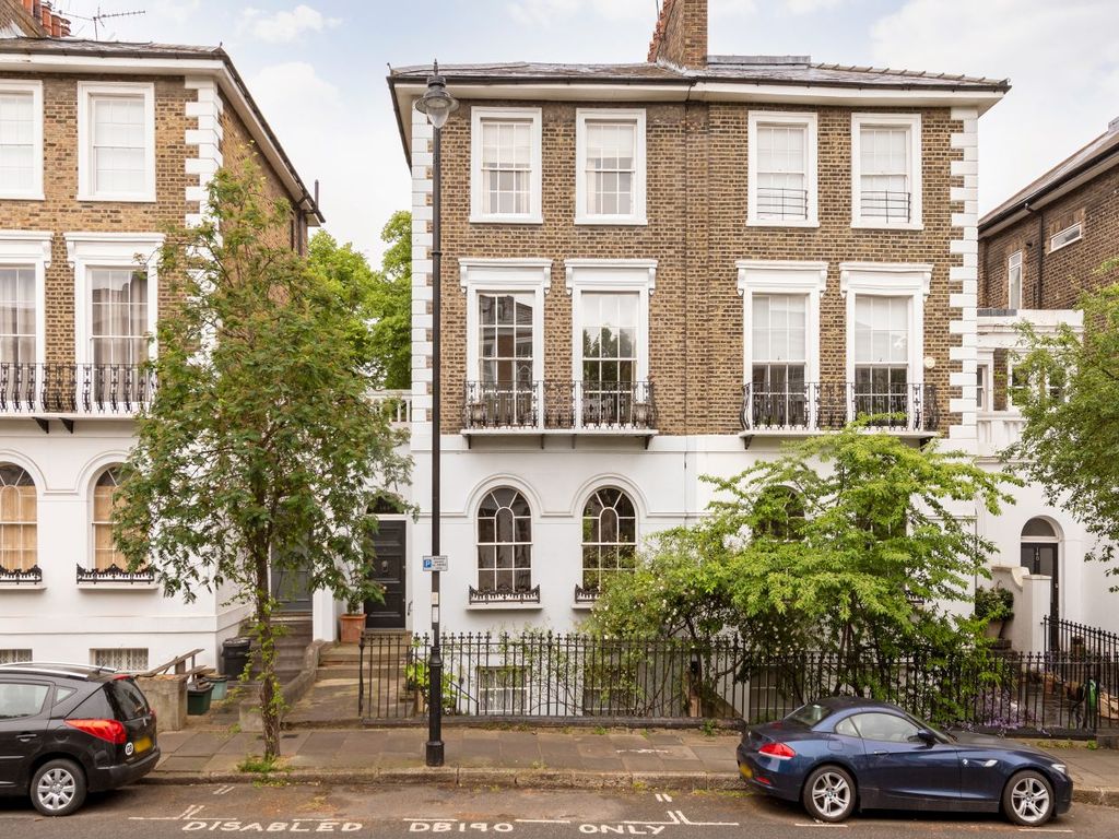 3 bed semidetached house for sale in Hemingford Road, Islington N1