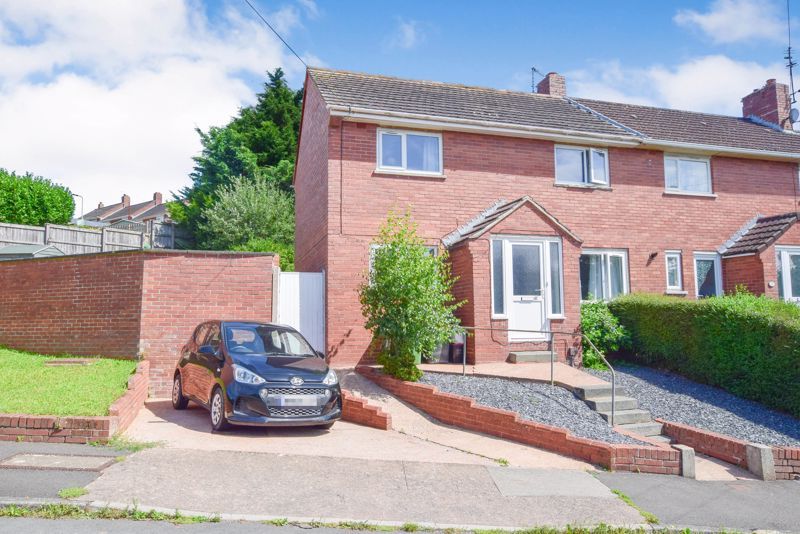 3 bed end terrace house for sale in Margaret Road, Stoke Hill, Exeter