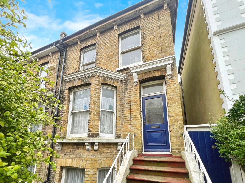 4 bed semidetached house for sale in Ellington Road, Ramsgate, Kent