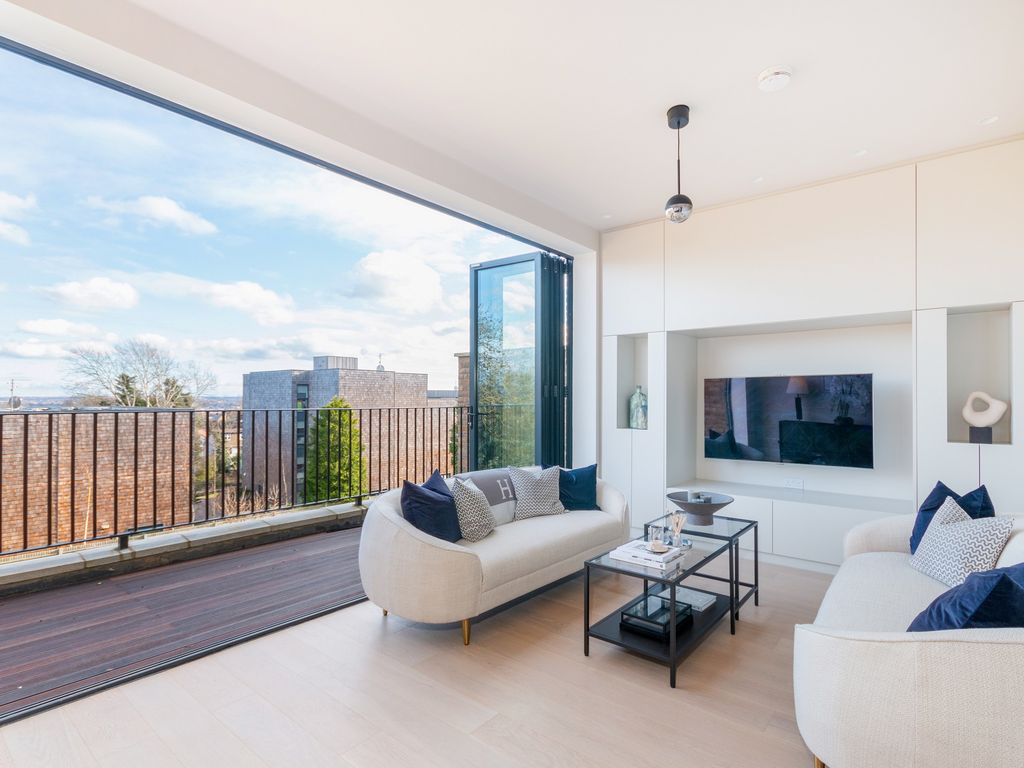 39 Honor Oak Road, London SE23  