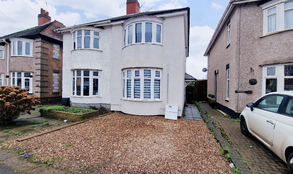 3 bed semidetached house for sale in Newtown Road, Bedworth