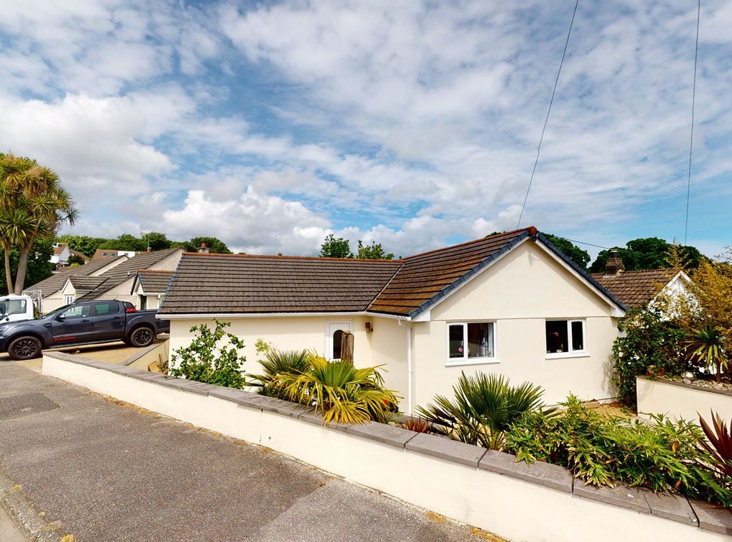 3 bed detached bungalow for sale in Springfield Close, Polgooth, St