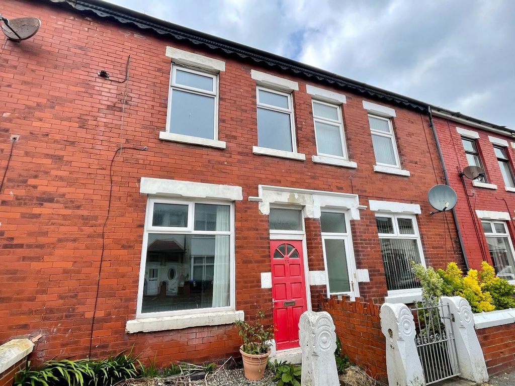 2 bed terraced house for sale in Cunliffe Road, Blackpool FY1 Zoopla