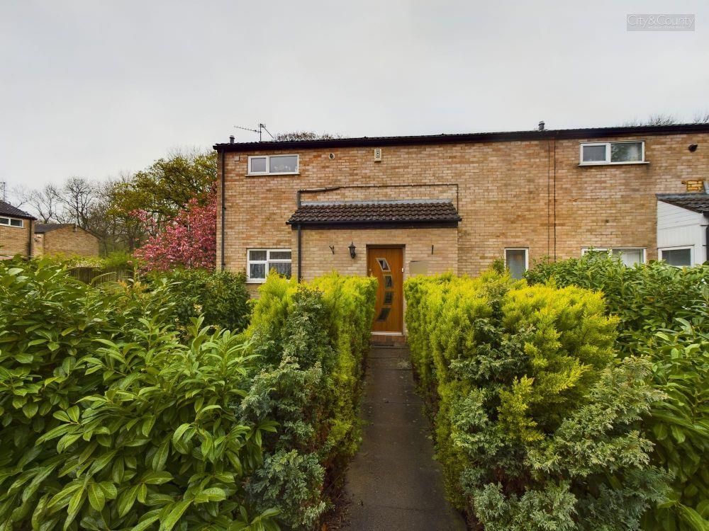 3 bed end terrace house for sale in Eyrescroft, Bretton, Peterborough