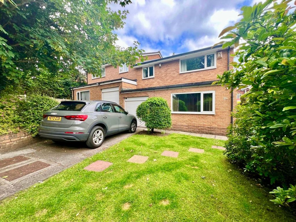 4 bed semidetached house for sale in Grosvenor Road, Swinton M27, £