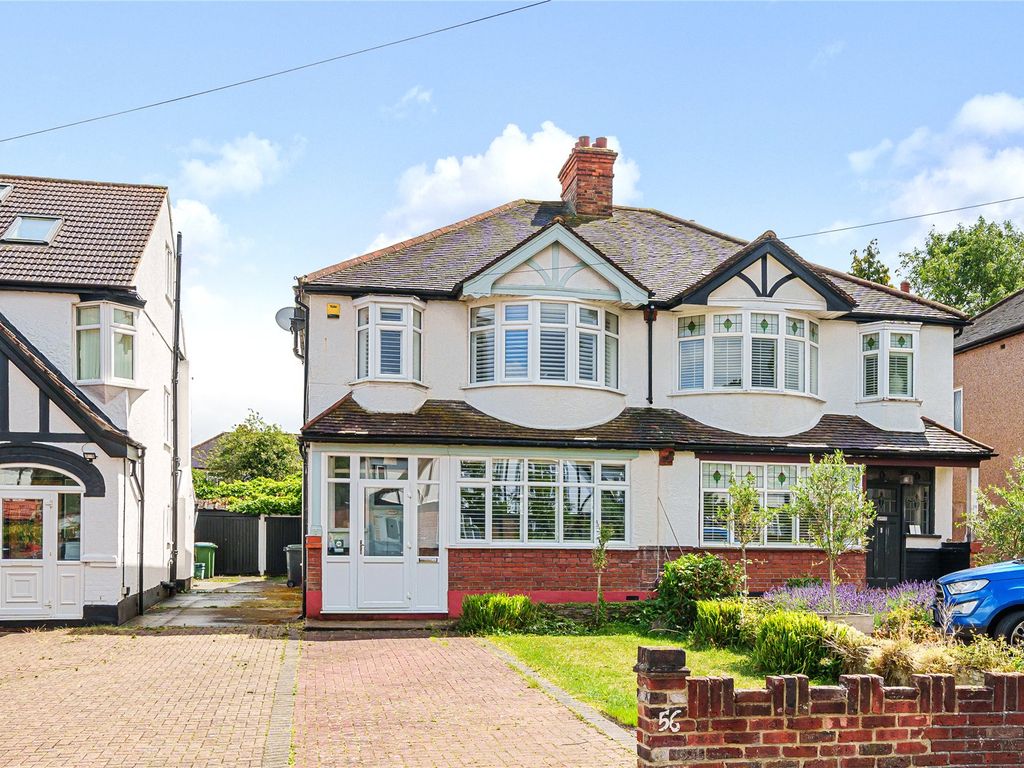 3 bed semidetached house for sale in Wickham Chase, West Wickham BR4