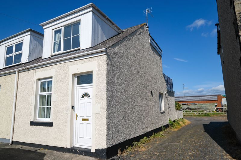 2 bed end terrace house for sale in Broomhill Street, Amble, Morpeth