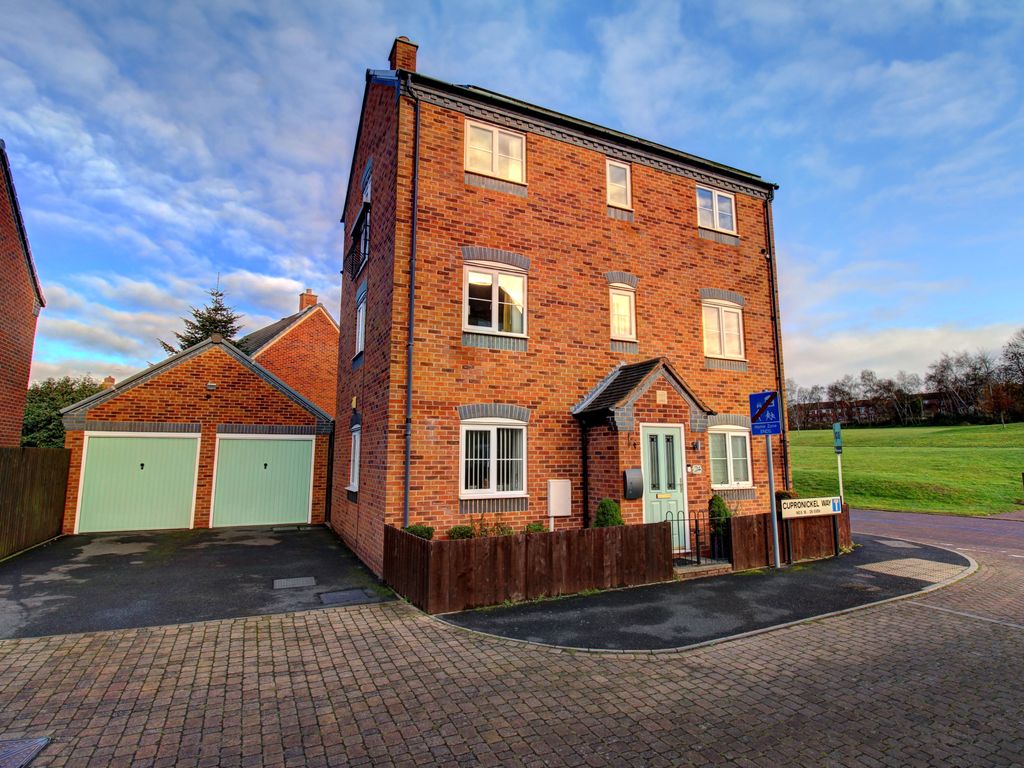 5 bed detached house for sale in Cupronickel Way, Wilnecote, Tamworth