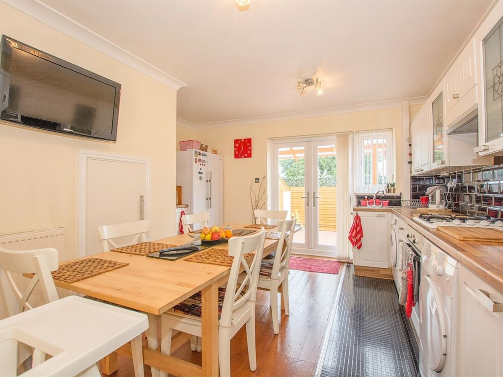 3 bed detached house for sale in Dickens Avenue, Llanrumney, Cardiff