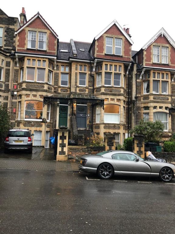 2 bed flat to rent in Pembroke Rd, Clifton BS8, £1,350 pcm Zoopla