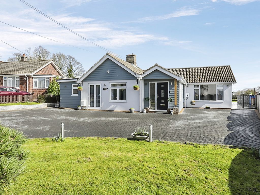 4 bed bungalow for sale in Skates Hill, Glemsford CO10 Zoopla