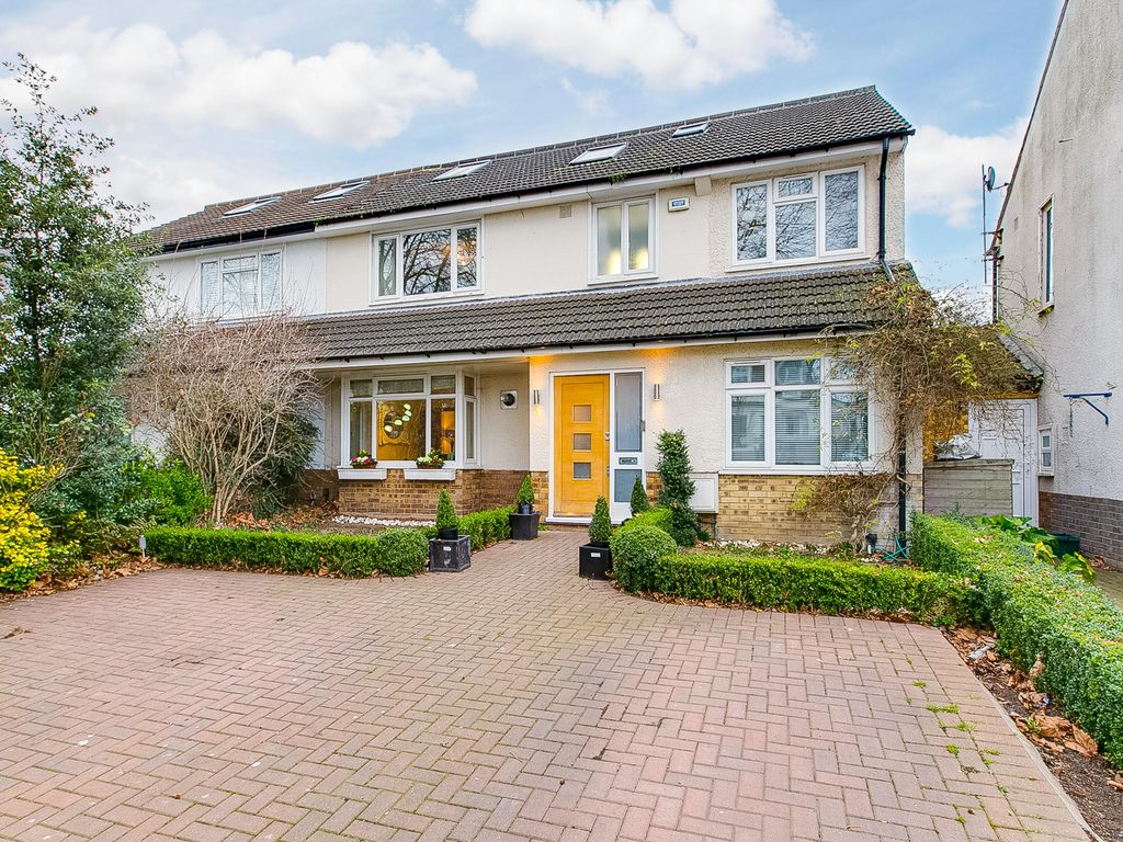 Spencer Road, Chiswick, London, UK W4  