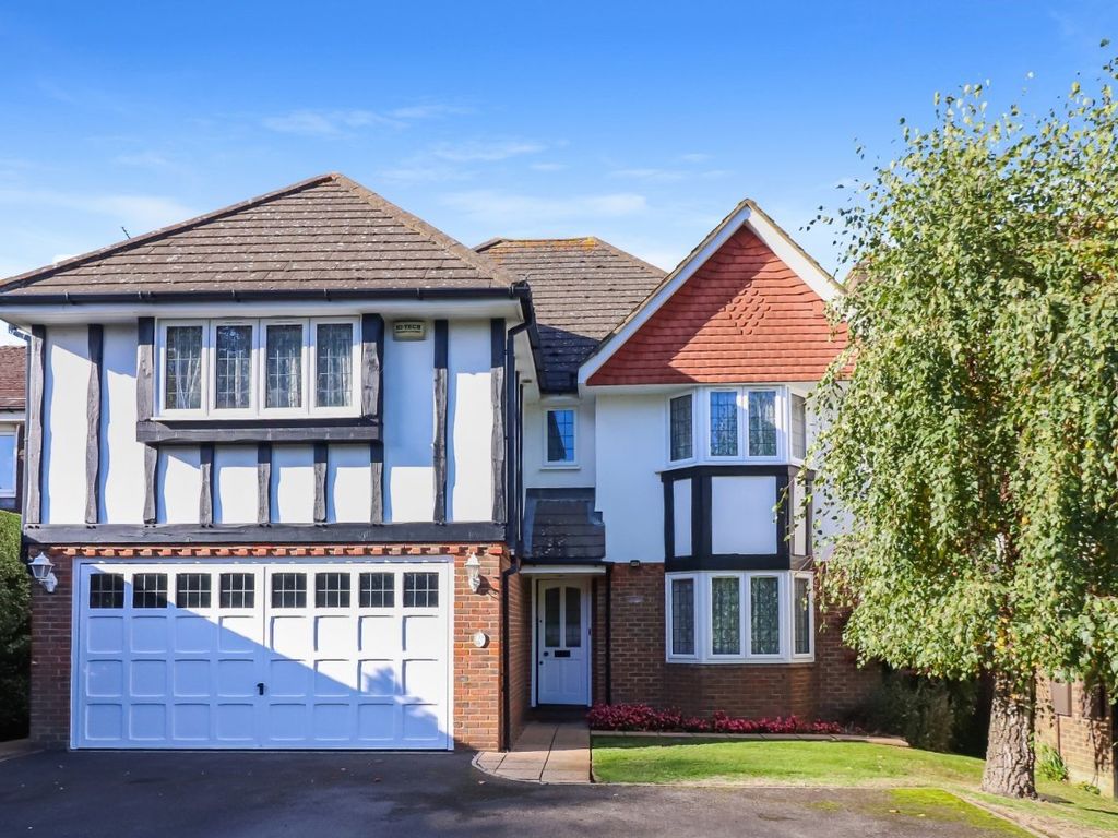 5 bed detached house for sale in Tylers Close, Kings Langley WD4 Zoopla