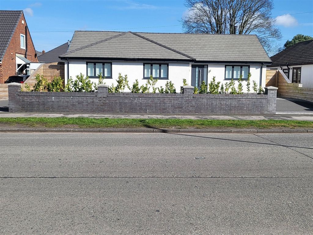 3 bed bungalow for sale in Southport Road, Lydiate L31, £435,000 Zoopla