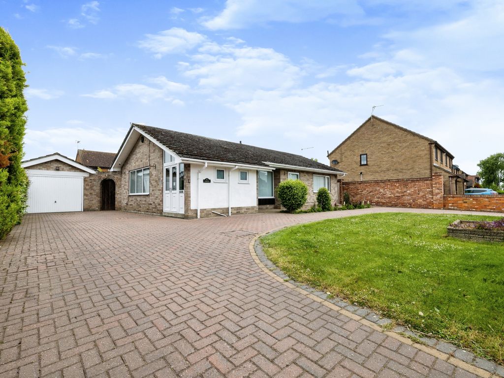 3 bed detached bungalow for sale in Saxilby Road, Skellingthorpe