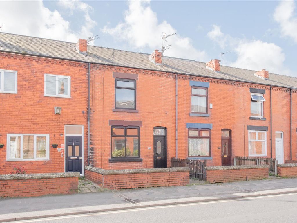 2 bed terraced house to rent in Wigan Road, Leigh, Greater Manchester