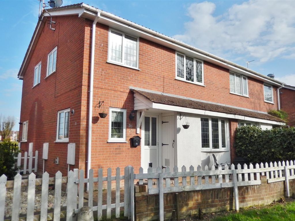 2 bed end terrace house to rent in Archery Fields, ClactonOnSea CO15