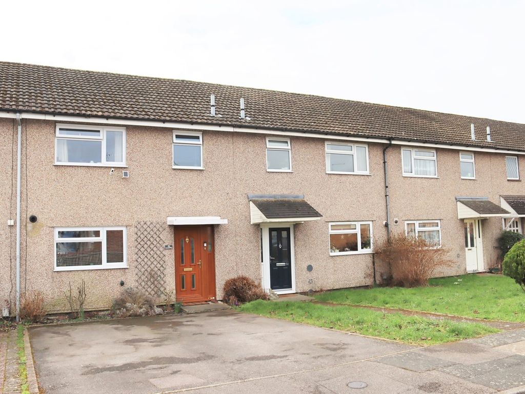 3 bed terraced house for sale in Cromwell Way, Farnborough GU14 Zoopla