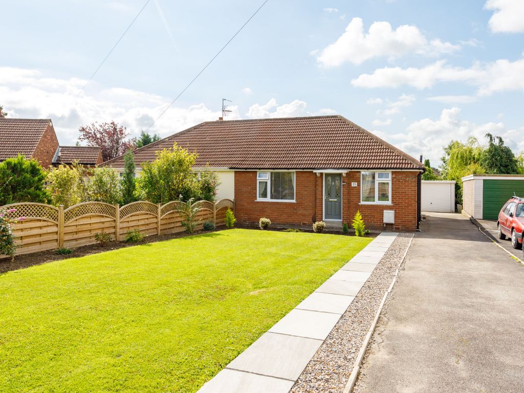 2 bed bungalow for sale in Forest Way, Harrogate HG2, £280,000 Zoopla