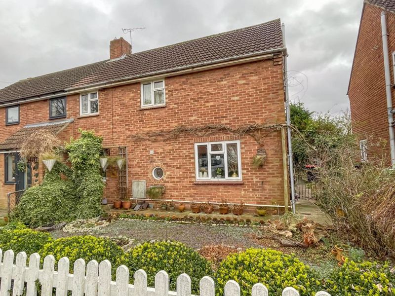 3 bed semidetached house for sale in Bellway, Woburn Sands, Milton