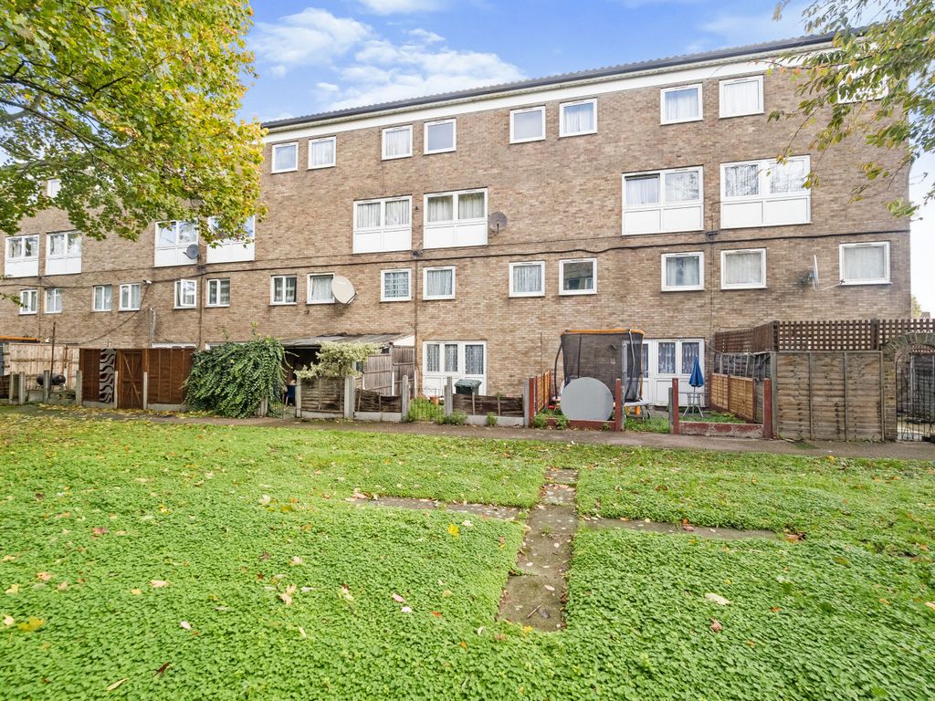 Eastbourne Road, London E6  