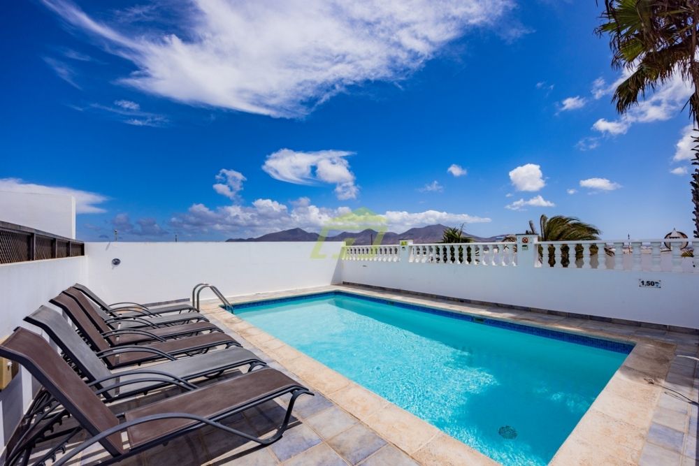 4 bed villa for sale in Playa Blanca, Lanzarote, Spain, £342,983 Zoopla