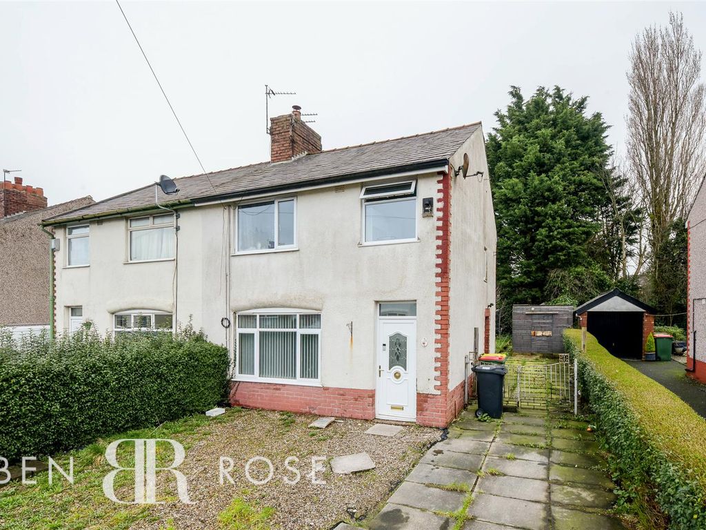 3 bed semidetached house for sale in Moorcroft Crescent, Ribbleton