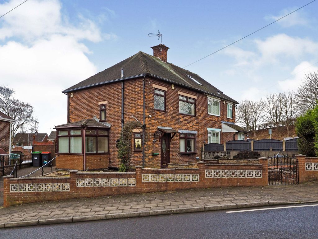3 bed semidetached house for sale in Rockwood Crescent, Hucknall