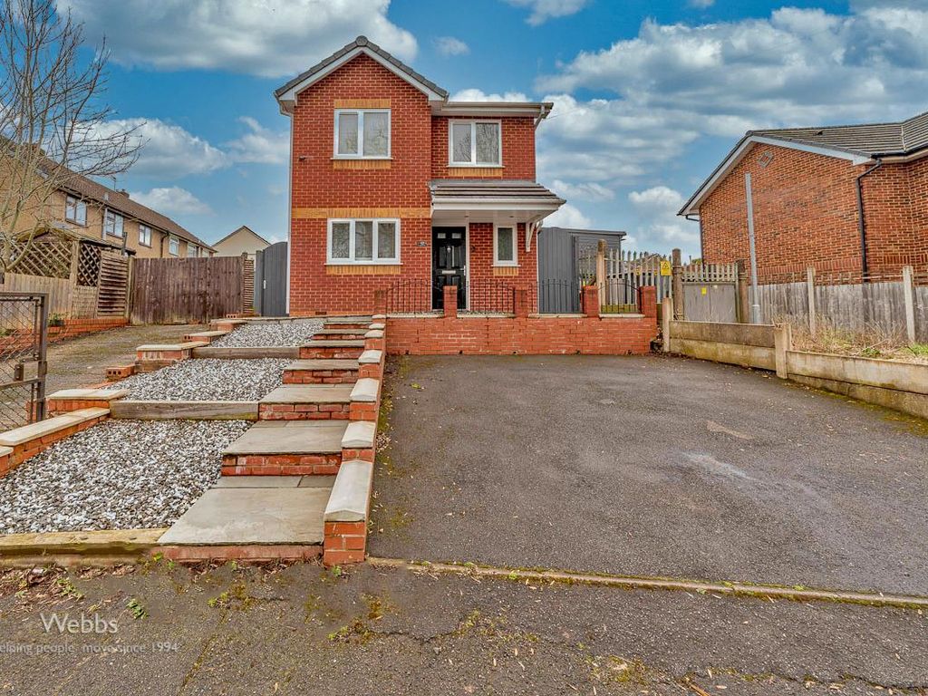 3 bed detached house for sale in Heath Gap Road, Cannock WS11, £270,000