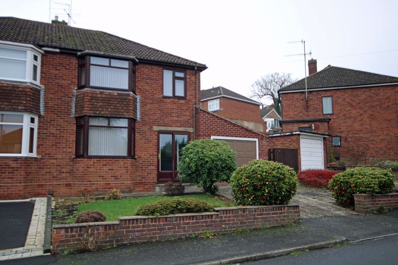 3 bed semidetached house for sale in Birchgate, Wollescote
