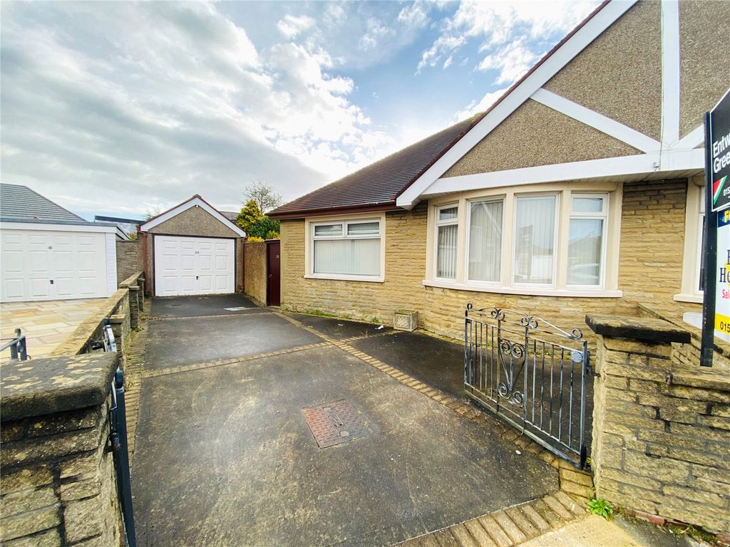 2 bed bungalow for sale in Kendal Drive, Morecambe LA4 Zoopla