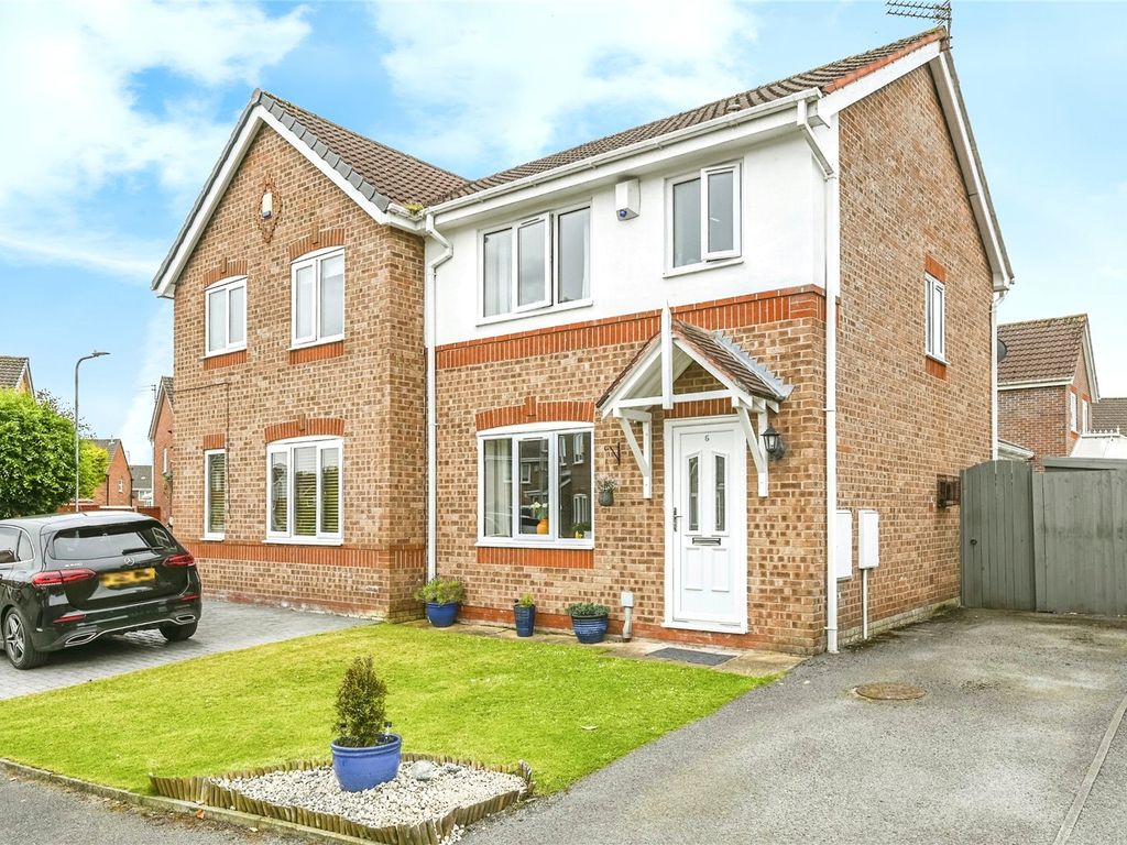 3 bed semidetached house for sale in Brambling Park, Liverpool
