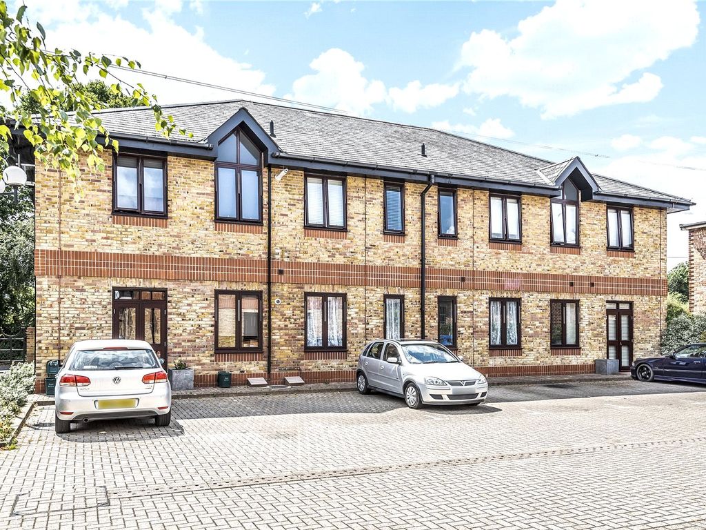 Beaumont House, Hanworth Lane, Chertsey, Surrey KT16  