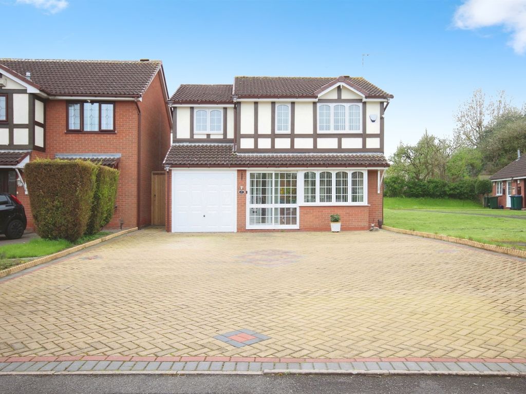 4 bed detached house for sale in Talland Avenue, Courthouse Green, Coventry CV6, £425,000 Zoopla