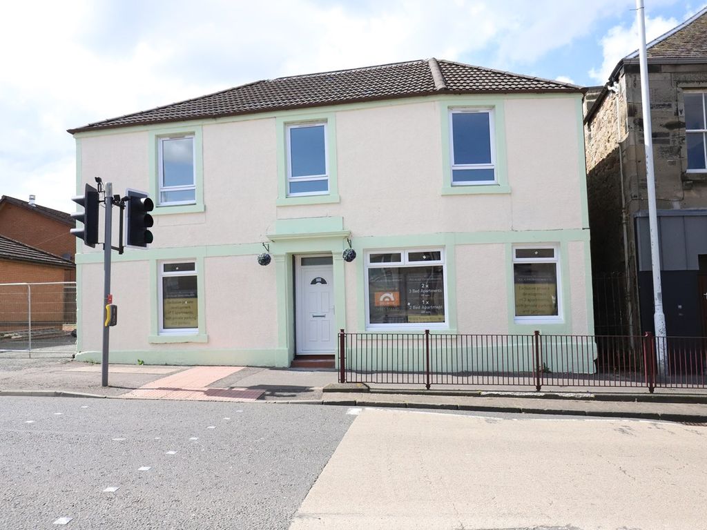 3 bed flat for sale in Broad Street, Cowdenbeath KY4, £130,000 Zoopla