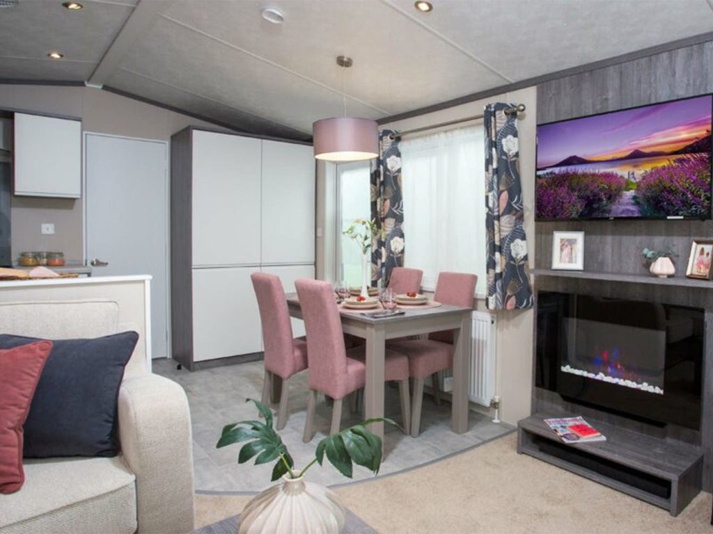 3 bed property for sale in Tosside, Skipton BD23, £44,995 Zoopla