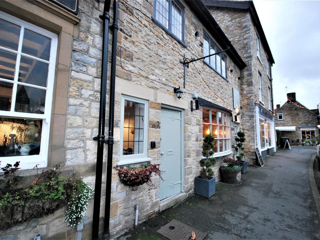 2 bed flat to rent in Castlegate, Helmsley, York YO62 Zoopla