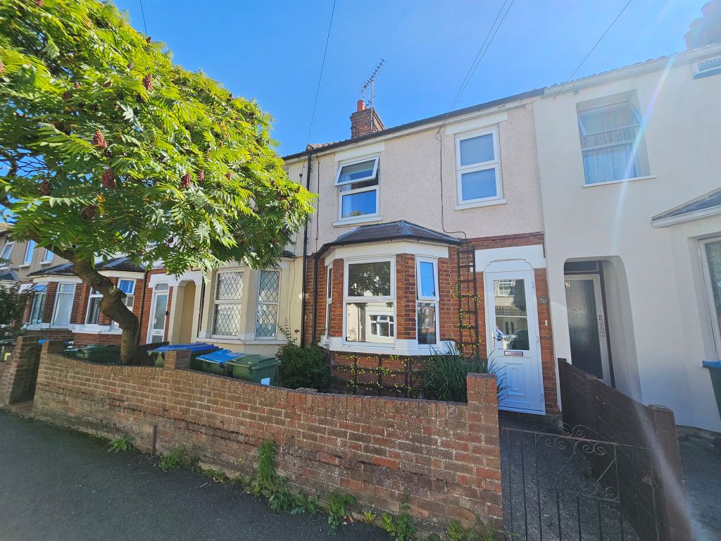 3 bed terraced house for sale in Havelock Street, Aylesbury HP20, £