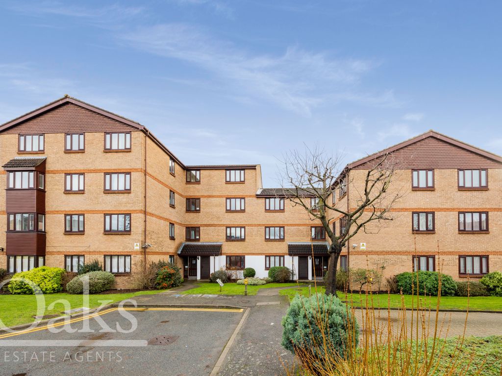 2 bed flat for sale in Burnham Gardens, Croydon CR0 Zoopla