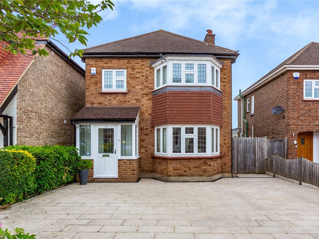 3 bed detached house for sale in Haynes Road, Hornchurch RM11, £750,000 Zoopla